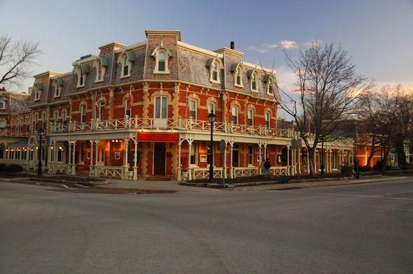 Old colonial building in Niagara-on-the-Lake